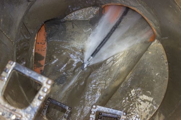 Sewer Pipe Clearing Service